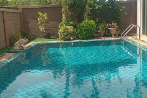 Casa de 3 dormitorios en Pattaya, Tailandia № 210576 - foto 22