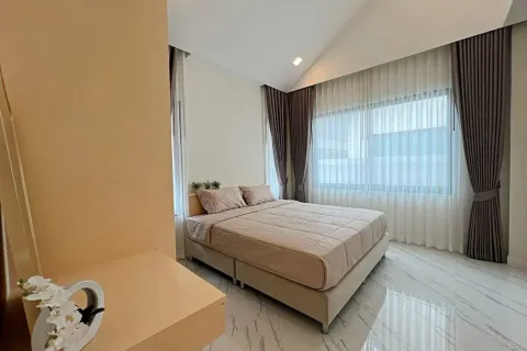 Casa de 2 dormitorios en Pattaya, Tailandia № 210577 - foto 9