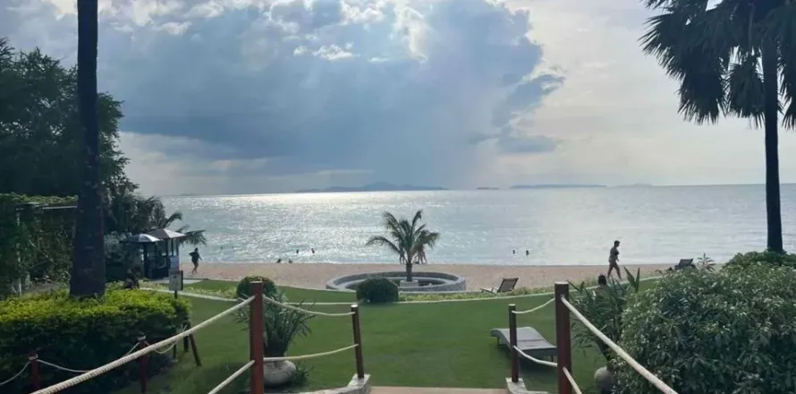 Estudio en el condominio en Pattaya, Tailandia № 210574