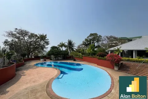 House in Pattaya, Thailand 3 bedrooms № 210580 - photo 7