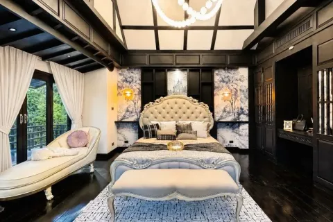 Chalet de 4 dormitorios en Pattaya, Tailandia № 210579 - foto 12
