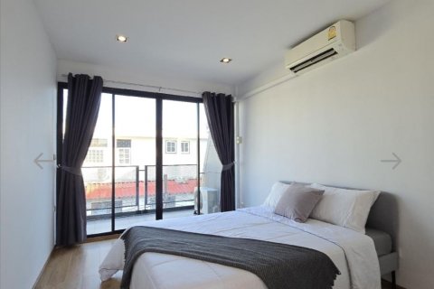 Townhouse à Watthana, Bangkok, Thaïlande 3 chambres № 133656 - photo 14