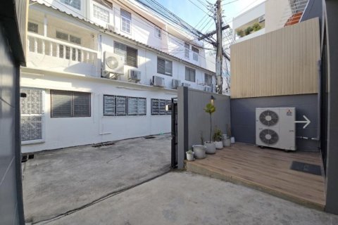 Townhouse à Watthana, Bangkok, Thaïlande 3 chambres № 133656 - photo 1
