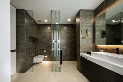 Villa in Chonburi, Thailand 5 bedrooms № 133655 - photo 12