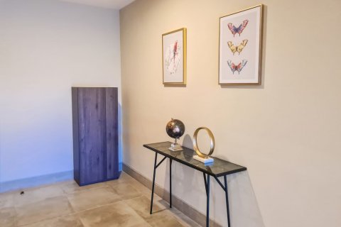 Кондоминиум с 3 спальнями в Накхонратчасиме, Таиланд № 133659 - фото 17