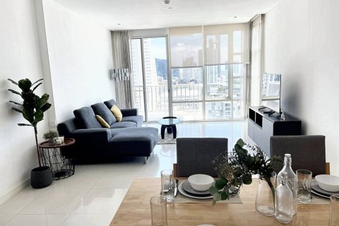 Кондоминиум с 2 спальнями в Бангкоке, Таиланд № 114771 - фото 2