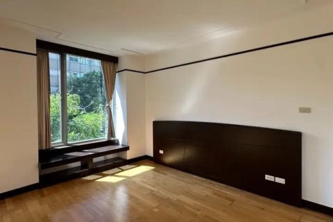 Кондоминиум с 3 спальнями в Патхум Ване, Бангкок, Таиланд № 153459 - фото 2