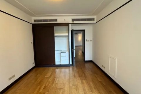 Кондоминиум с 3 спальнями в Патхум Ване, Бангкок, Таиланд № 153459 - фото 8