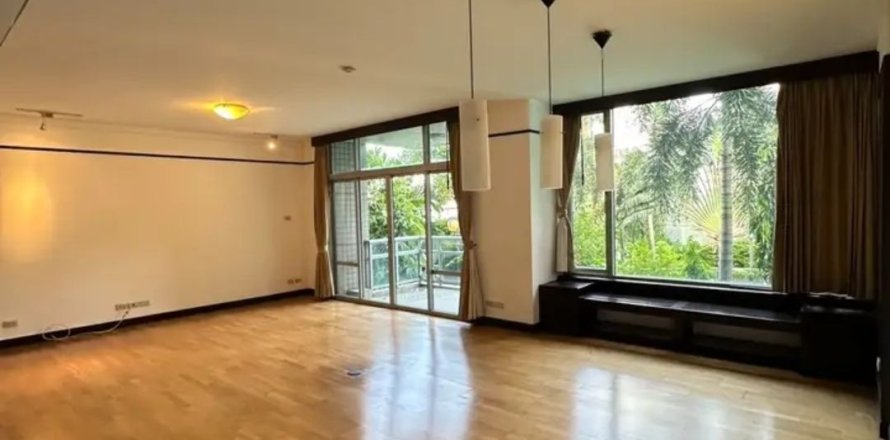 Кондоминиум с 3 спальнями в Патхум Ване, Бангкок, Таиланд № 153459