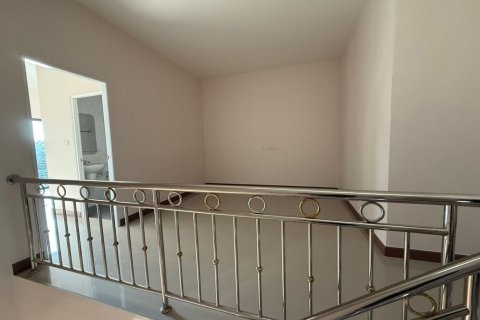 Townhouse in Hua Hin, Thailand 3 bedrooms № 153454 - photo 15