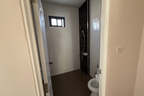 Townhouse in Hua Hin, Thailand 3 bedrooms № 153454 - photo 17