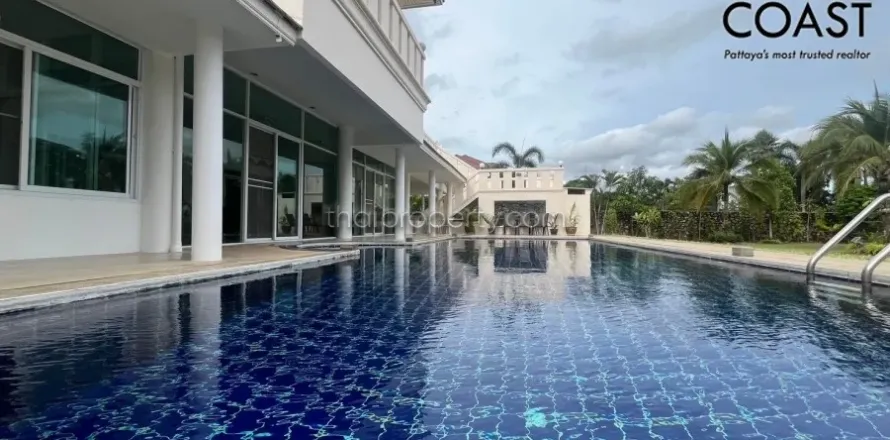 Casa de 6 dormitorios en Pattaya, Tailandia № 212318