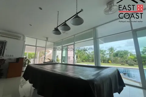Casa de 6 dormitorios en Pattaya, Tailandia № 212318 - foto 5