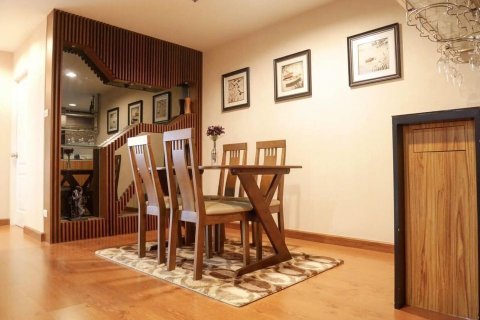 Кондоминиум с 2 спальнями в Хуай Кванге, Бангкок, Таиланд № 148406 - фото 3