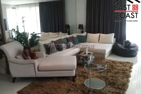 Condominio de 3 dormitorios en Pattaya, Tailandia № 212882 - foto 2