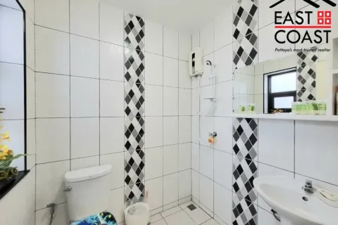 Casa de 3 dormitorios en Pattaya, Tailandia № 212884 - foto 7