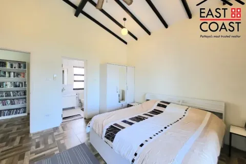 Casa de 3 dormitorios en Pattaya, Tailandia № 212884 - foto 10