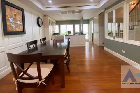 Townhouse in Watthana, Bangkok, Thailand 3 bedrooms № 216894