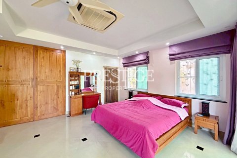 House in Pattaya, Thailand 2 bedrooms № 197506 - photo 13