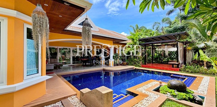House in Pattaya, Thailand 2 bedrooms № 197506