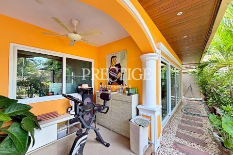 House in Pattaya, Thailand 2 bedrooms № 197506 - photo 23