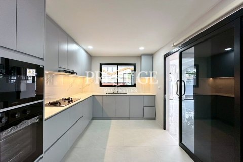บ้านในพัทยา, ประเทศไทย 7 ห้องนอน № 197502 - รูปถ่าย 10
