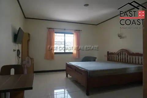 Local comercial 984 m2 en Pattaya, Tailandia № 213598 - foto 18