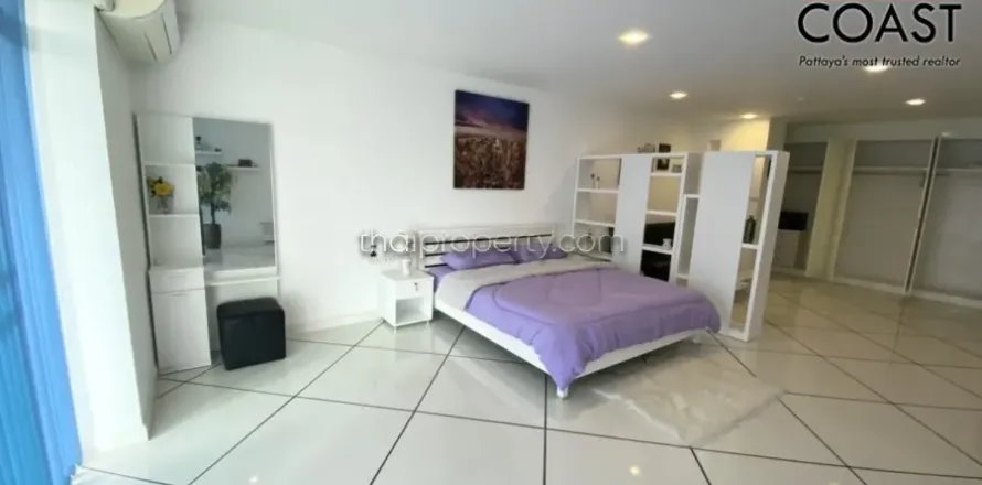 Estudio en el condominio en Pattaya, Tailandia № 213597
