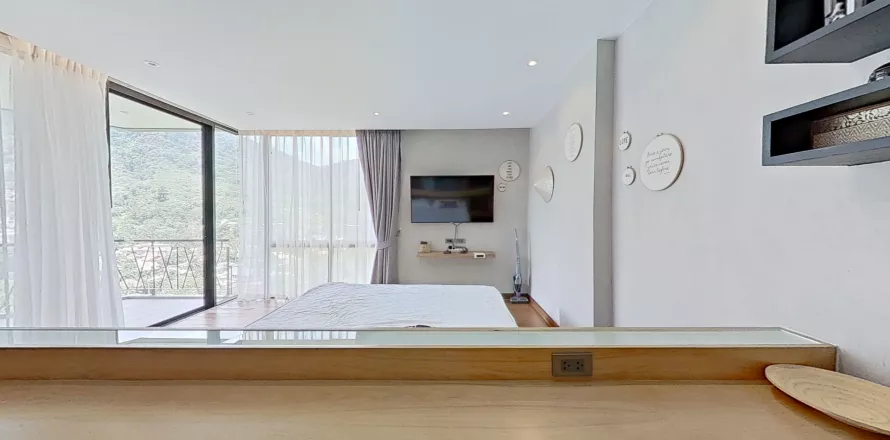 Studio in the Condo in Kathu, Thailand  № 145304