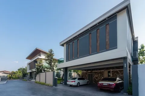 Maison à Pattaya, Thaïlande 4 chambres № 155678 - photo 2