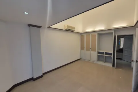 Дом в Паттайе, Таиланд с 9 комнатами  № 155674 - фото 6