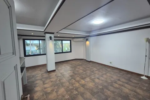 Дом в Паттайе, Таиланд с 9 комнатами  № 155674 - фото 7