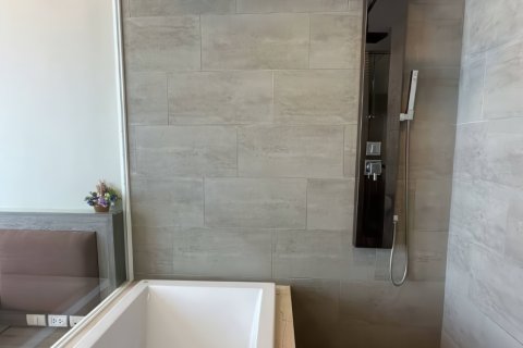 Appartement à Pattaya, Thaïlande 2 chambres № 155673 - photo 15