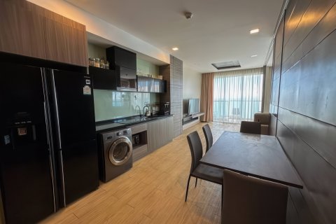 Appartement à Pattaya, Thaïlande 2 chambres № 155673 - photo 2