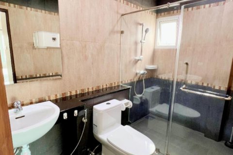 Maison à Pattaya, Thaïlande 5 chambres № 155679 - photo 9