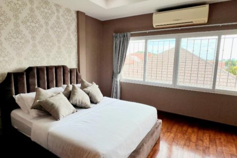 Maison à Pattaya, Thaïlande 5 chambres № 155679 - photo 14