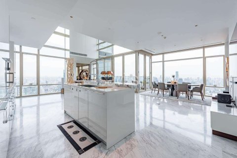 Дуплекс в Сатхоне, Бангкок, Таиланд с 3 спальнями  № 155905 - фото 18