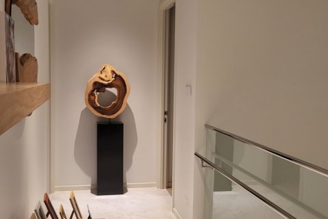 Дуплекс в Сатхоне, Бангкок, Таиланд с 3 спальнями  № 155905 - фото 8