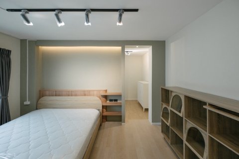 Студия в кондо в Пхракханонге, Бангкок, Таиланд № 155910 - фото 3