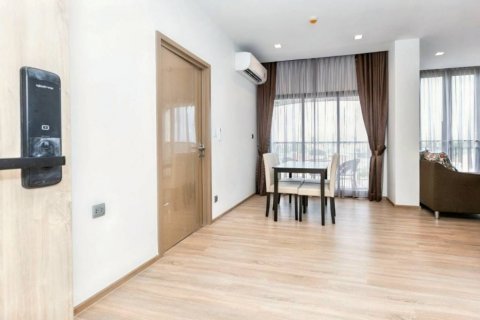 Condo in Bangkok, Thailand, 2 bedrooms  № 115362 - photo 5
