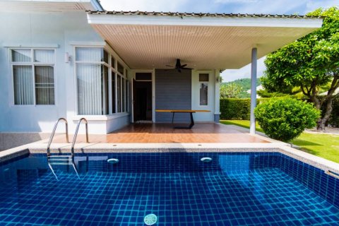Villa in Hua Hin, Thailand 3 bedrooms № 115360 - photo 2