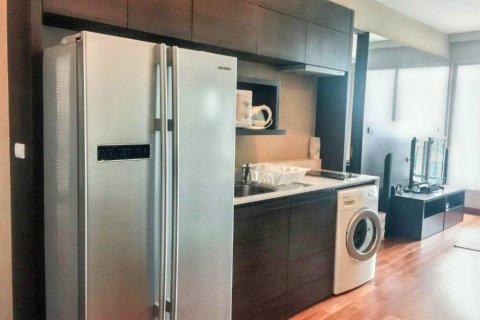 Кондоминиум с 2 спальнями в Бангкоке, Таиланд № 115361 - фото 2