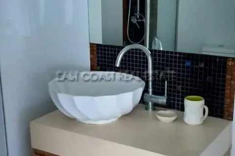 Condominio de 2 dormitorios en Jomtien Beach, Pattaya, Tailandia № 212402 - foto 9
