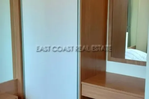 Condominio de 2 dormitorios en Jomtien Beach, Pattaya, Tailandia № 212402 - foto 8
