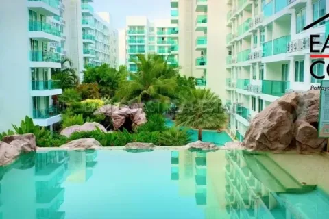 Condominio de 2 dormitorios en Jomtien Beach, Pattaya, Tailandia № 212402 - foto 13