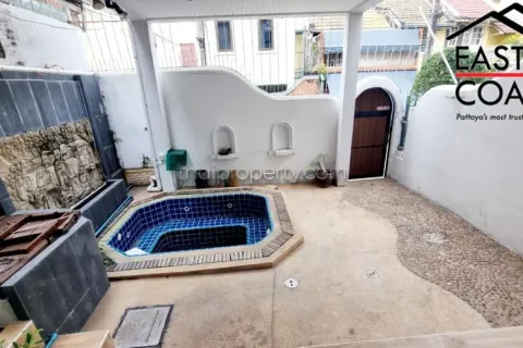Casa de 2 dormitorios en Pattaya, Tailandia № 212403 - foto 17
