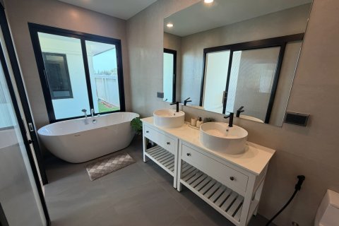 Villa in Hua Hin, Thailand 2 Schlafzimmer № 169847 - Foto 5