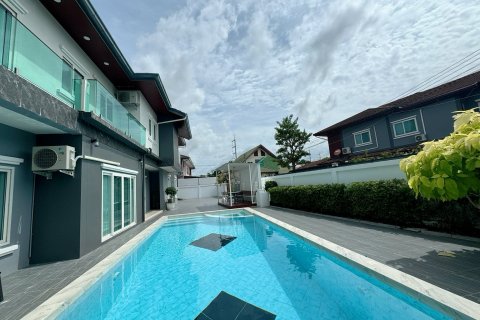 Вилла в Паттайе, Таиланд с 4 спальнями  № 139935 - фото 22