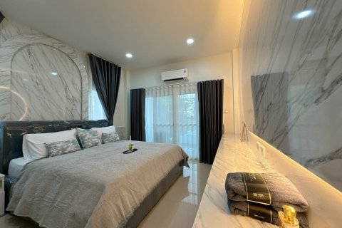 Вилла в Паттайе, Таиланд с 4 спальнями  № 139935 - фото 6