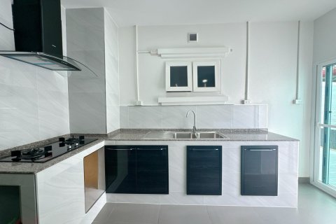 Вилла в Паттайе, Таиланд с 4 спальнями  № 139935 - фото 5